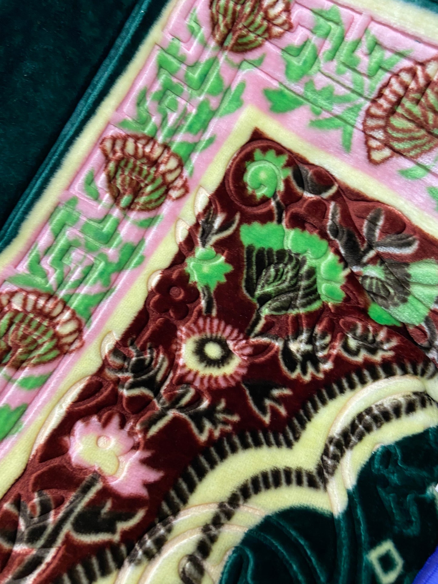 Luxury Green Velvet Prayer Rug