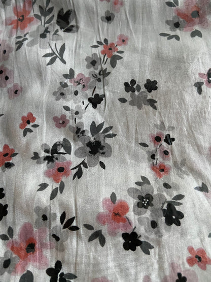 Minty Flowers Prayer Garment